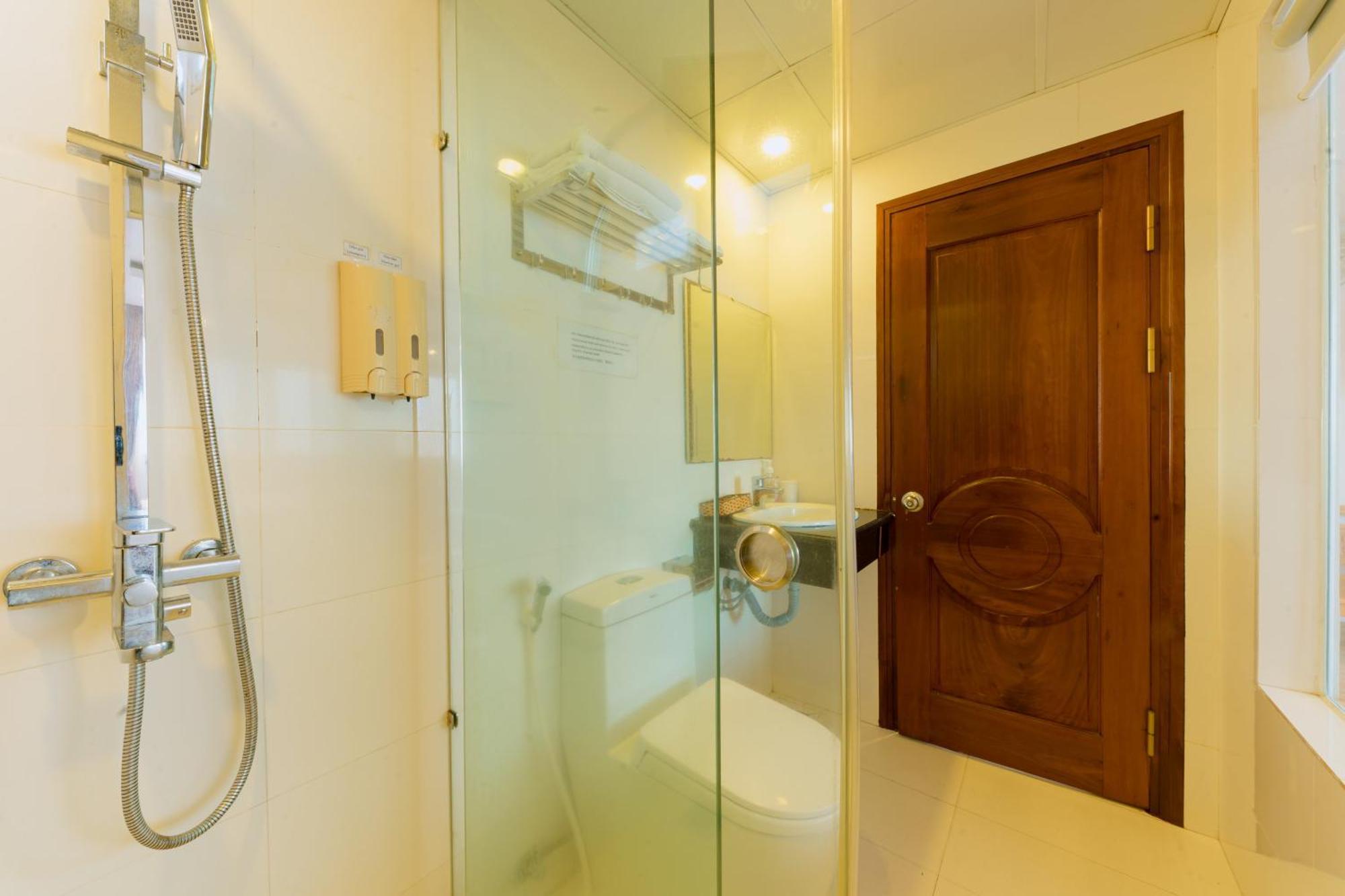 Dubai Nha Trang Hotel Managed By Ht Exterior foto